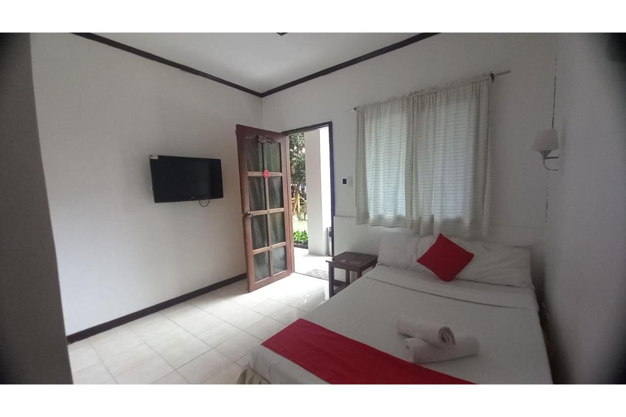 Oyo 934 Bea'S Garden Inn Tiniguiban Exterior foto